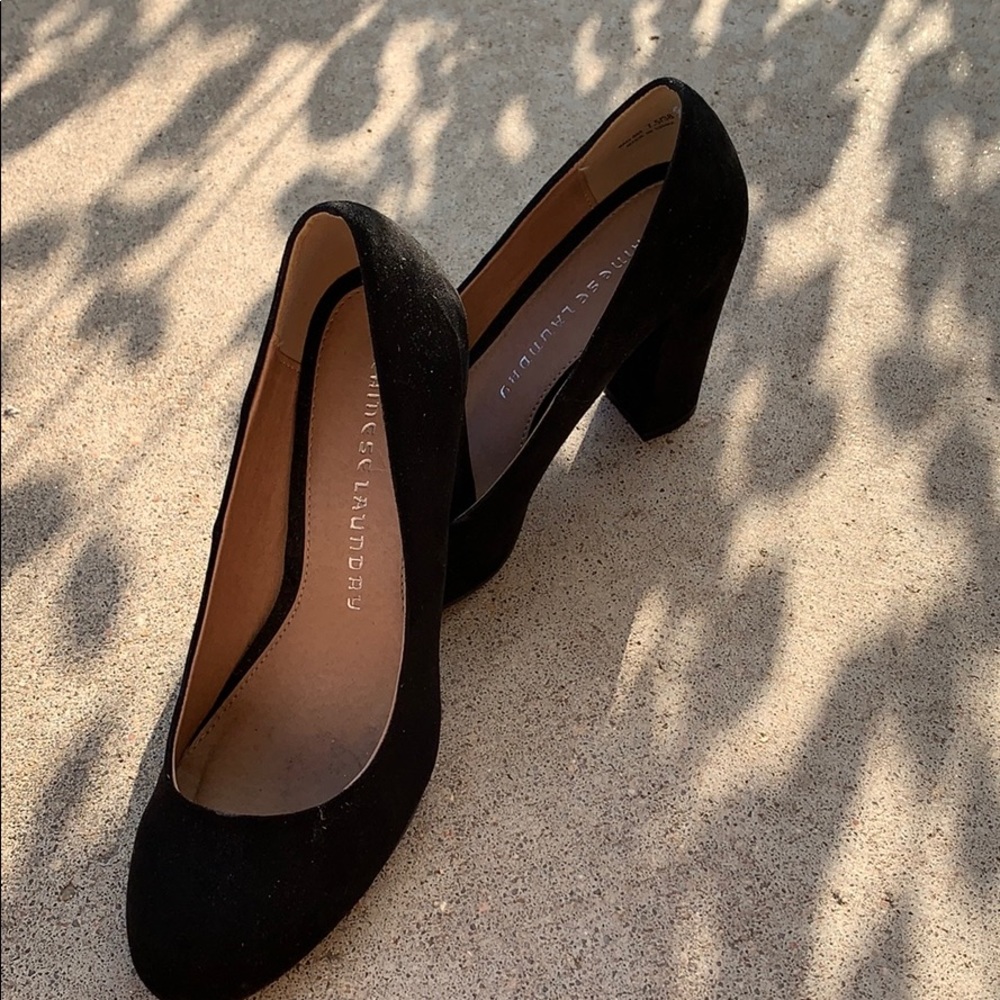 Cute basic black pumps chunky heel